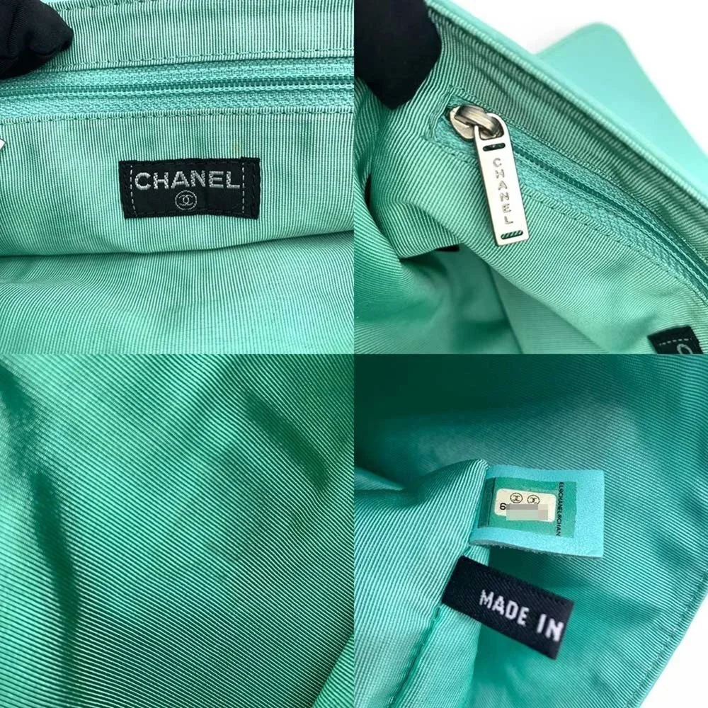 CHANEL Leather Bag